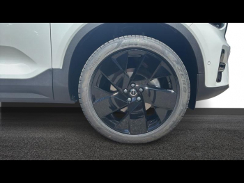Photo 10 du bon plan VOLVO XC40 B3 163ch Black Edition DCT 7 occasion à 45900 €