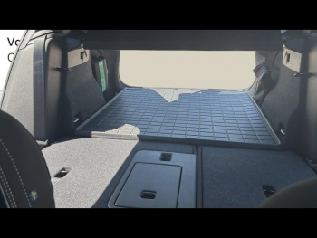 Photo 14 du bon plan VOLVO XC40 B3 163ch Black Edition DCT 7 occasion à 45900 €