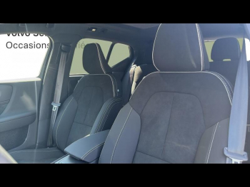 Photo 21 du bon plan VOLVO XC40 B3 163ch Black Edition DCT 7 occasion à 45900 €