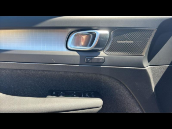Photo 23 du bon plan VOLVO XC40 B3 163ch Black Edition DCT 7 occasion à 45900 €