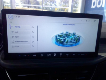 Photo 7 du bon plan FORD Kuga 2.5 Duratec 180ch Hybrid FlexiFuel E85 Active Powershift occasion à 26900 €
