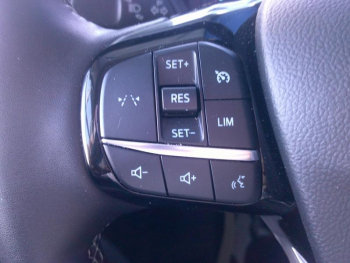Photo 17 du bon plan FORD Kuga 2.5 Duratec 180ch Hybrid FlexiFuel E85 Active Powershift occasion à 26900 €