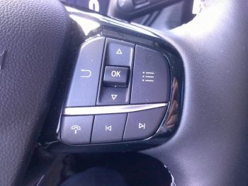 Photo 18 du bon plan FORD Kuga 2.5 Duratec 180ch Hybrid FlexiFuel E85 Active Powershift occasion à 26900 €