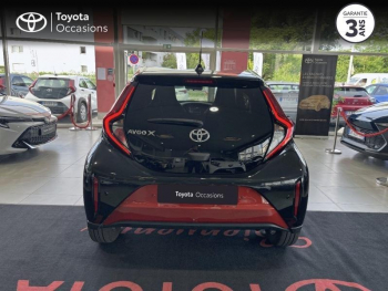 Photo 2 du bon plan TOYOTA Aygo X 1.0 VVT-i 72ch Design S-CVT MY23 occasion à 16690 €