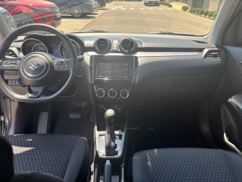 Photo 11 du bon plan SUZUKI Swift 1.2 Dualjet Hybrid 83ch Pack Auto occasion à 16990 €