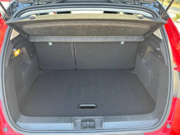 Photo 18 du bon plan RENAULT Captur 1.6 E-Tech hybride 145ch Techno occasion à 18990 €
