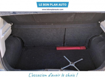 Photo 21 du bon plan NISSAN Micra 1.2 80ch Acenta Euro6 occasion à 5990 €