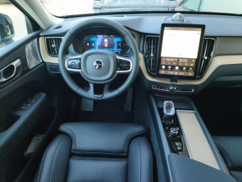 Photo 16 du bon plan VOLVO XC60 T8 Hybride Rechargeable 455ch Ultra Style Chrome Geartronic 8 AWD occasion à 71900 €