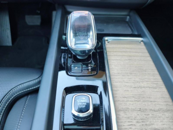 Photo 18 du bon plan VOLVO XC60 T8 Hybride Rechargeable 455ch Ultra Style Chrome Geartronic 8 AWD occasion à 71900 €