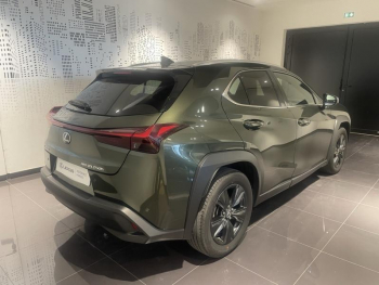 Photo 4 du bon plan LEXUS UX 250h 4WD Luxe Plus  MY22 occasion à 27990 €