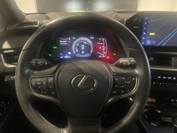 Photo 24 du bon plan LEXUS UX 250h 4WD Luxe Plus  MY22 occasion à 27990 €
