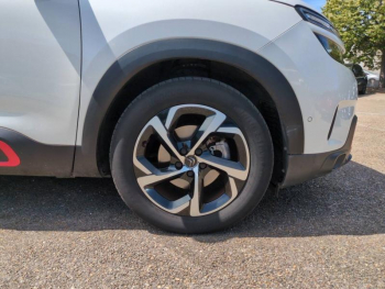 Photo 10 du bon plan CITROEN C5 Aircross PureTech 180ch S&S Shine EAT8 occasion à 15990 €