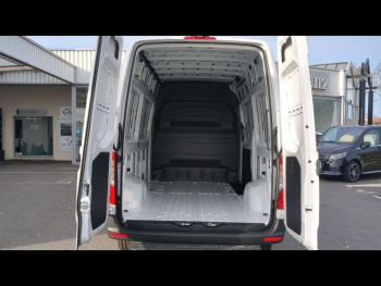 Photo 6 du bon plan MERCEDES-BENZ Sprinter Fg VUL 315 CDI 37 3T5 Pro 9G-Tronic occasion à 44500 €