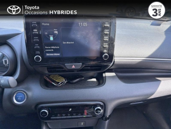 Photo 15 du bon plan TOYOTA Yaris 116h Design 5p MY22 occasion à 19490 €