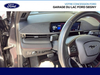 Photo 14 du bon plan FORD Mustang Mach-E 269ch Standard Range 76kWh AWD 9cv occasion à 29990 €