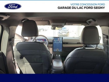Photo 22 du bon plan FORD Mustang Mach-E 269ch Standard Range 76kWh AWD 9cv occasion à 29990 €