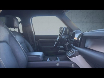 Photo 14 du bon plan LAND-ROVER Defender 110 2.0 P400e X-Dynamic HSE occasion à 82490 €