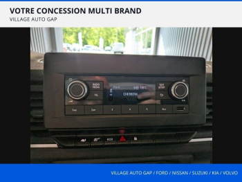 Photo 13 du bon plan NISSAN Primastar Fg VUL L2H1 3t1 2.0 dCi 130ch First Edition occasion à 20980 €