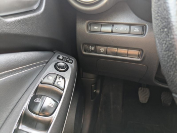 Photo 20 du bon plan NISSAN Juke 1.0 DIG-T 117ch N-Connecta occasion à 12990 €