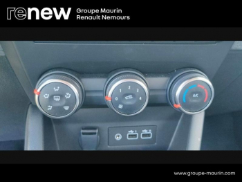 Photo 25 du bon plan RENAULT Clio 1.5 dCi 100ch Evolution - 25 occasion à 16400 €