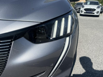 Photo 11 du bon plan PEUGEOT 208 1.2 PureTech 100ch S&S GT occasion à 14990 €