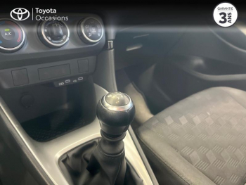Photo 10 du bon plan TOYOTA Yaris 120 VVT-i Dynamic Business 5p MC24 occasion à 17990 €