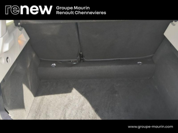 Photo 12 du bon plan RENAULT Zoe Intens charge normale R135 occasion à 11999 €