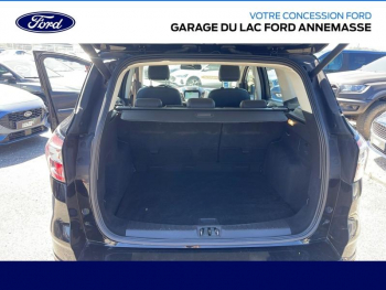 Photo 12 du bon plan FORD Kuga 2.0 TDCi 150ch Stop&Start Vignale 4x2 Euro6.2 occasion à 17890 €