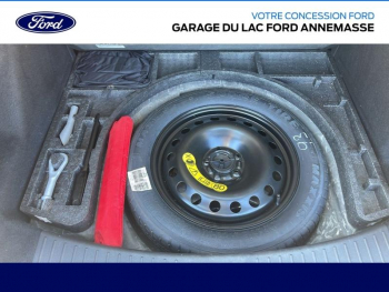 Photo 13 du bon plan FORD Kuga 2.0 TDCi 150ch Stop&Start Vignale 4x2 Euro6.2 occasion à 17890 €