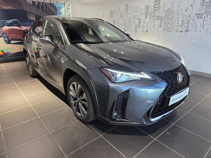 Bon plan LEXUS UX 300h F SPORT Design 2WD MC25 occasion à 36900 €