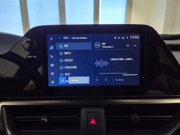 Photo 8 du bon plan LEXUS UX 300h F SPORT Design 2WD MC25 occasion à 36900 €