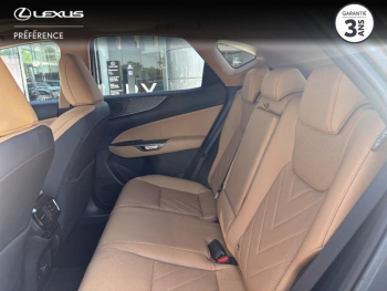 Photo 14 du bon plan LEXUS NX 450h+ Executive 4WD MY24 occasion à 42990 €