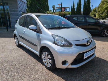 Photo 2 du bon plan TOYOTA Aygo 1.0 VVT-i 68ch Dynamic 5p occasion à 5980 €