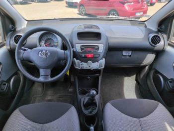 Photo 20 du bon plan TOYOTA Aygo 1.0 VVT-i 68ch Dynamic 5p occasion à 5980 €
