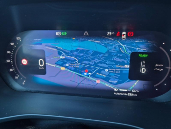 Photo 16 du bon plan VOLVO XC40 Recharge 231ch Start EDT occasion à 28490 €