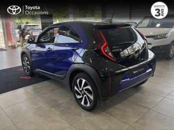 Photo 2 du bon plan TOYOTA Aygo X 1.0 VVT-i 72ch Design S-CVT Pack Zen occasion à 16390 €