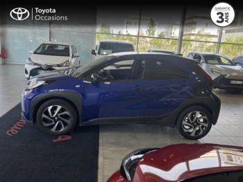 Photo 3 du bon plan TOYOTA Aygo X 1.0 VVT-i 72ch Design S-CVT Pack Zen occasion à 16390 €