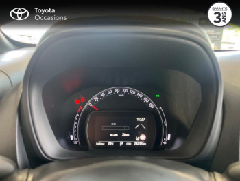 Photo 14 du bon plan TOYOTA Aygo X 1.0 VVT-i 72ch Design S-CVT Pack Zen occasion à 16390 €