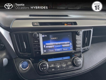 Photo 15 du bon plan TOYOTA RAV4 197 Hybride Black Edition AWD CVT occasion à 24990 €