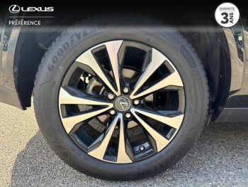 Photo 4 du bon plan LEXUS NX 300h 2WD Design MY21 occasion à 27990 €