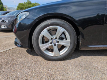 Photo 9 du bon plan MERCEDES-BENZ Classe E 220 d 194ch Executive 9G-Tronic occasion à 21900 €