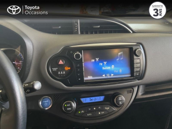 Photo 15 du bon plan TOYOTA Yaris HSD 100h Dynamic 5p occasion à 12990 €