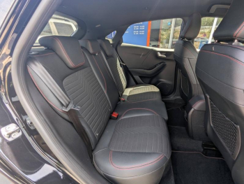 Photo 18 du bon plan FORD Puma 1.0 EcoBoost 125ch S&S mHEV ST-Line X Powershift occasion à 20500 €