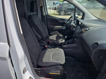 Photo 13 du bon plan FORD Transit Courier VUL 1.5 TDCI 100ch Stop&Start Trend occasion à 11490 €