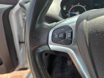 Photo 15 du bon plan FORD Transit Courier VUL 1.5 TDCI 100ch Stop&Start Trend occasion à 11490 €