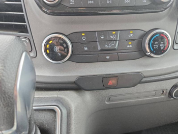 Photo 26 du bon plan FORD Transit Custom Fg VUL 280 L1H1 2.0 EcoBlue 130 S&S Trend Business BVA6 7cv occasion à 23470 €