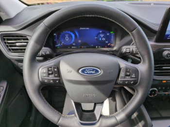 Photo 12 du bon plan FORD Kuga 2.5 Duratec 190ch FHEV E85 Vignale BVA occasion à 27900 €