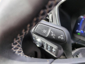 Photo 13 du bon plan FORD Kuga 2.5 Duratec 190ch FHEV E85 Vignale BVA occasion à 27900 €