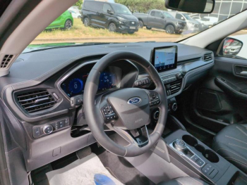 Photo 16 du bon plan FORD Kuga 2.5 Duratec 190ch FHEV E85 Vignale BVA occasion à 27900 €