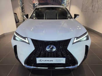 Photo 2 du bon plan LEXUS UX 300h F SPORT Design 2WD MC25 occasion à 36990 €